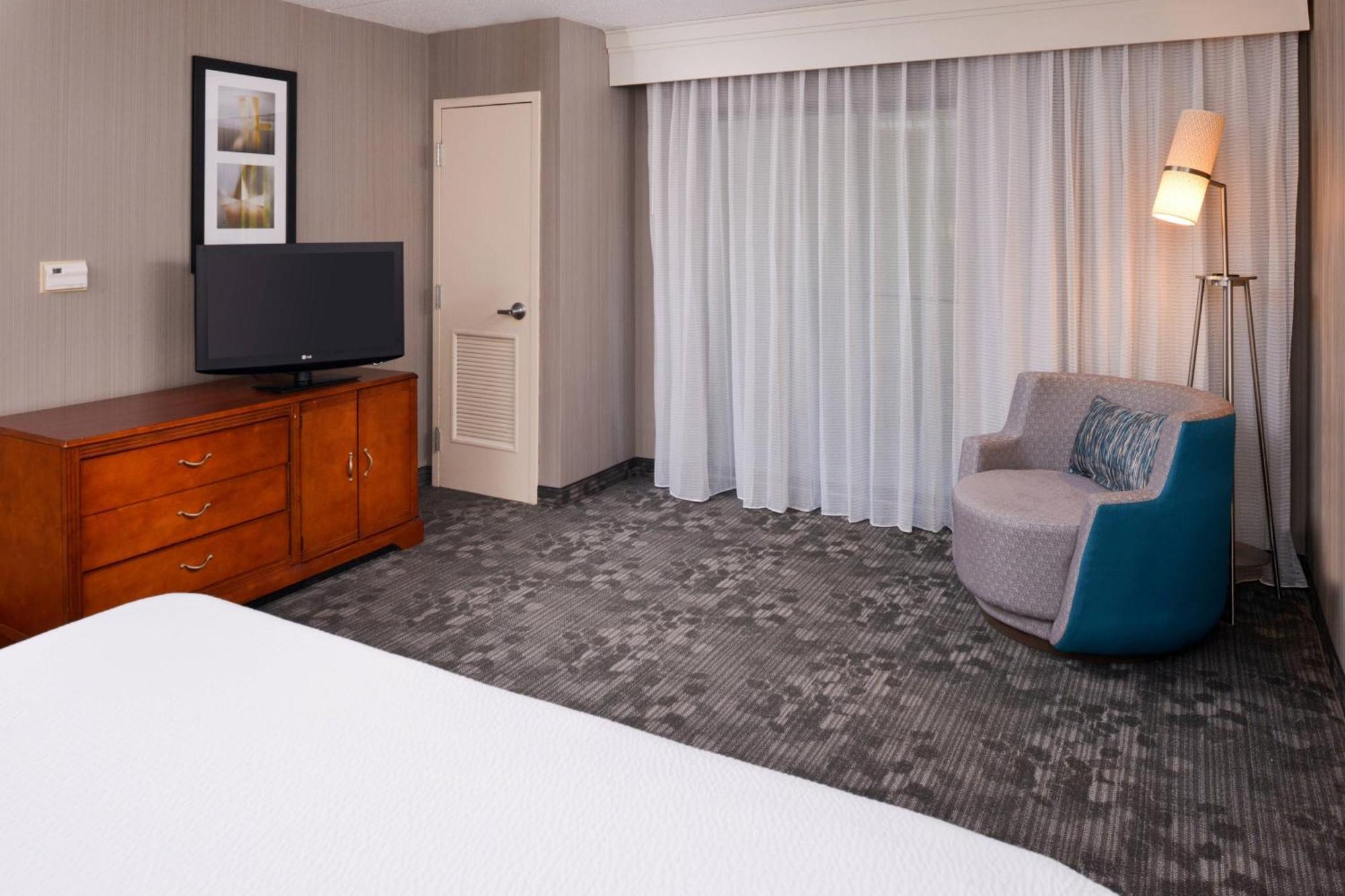 Courtyard By Marriott Charlotte Gastonia Hotel Exterior foto
