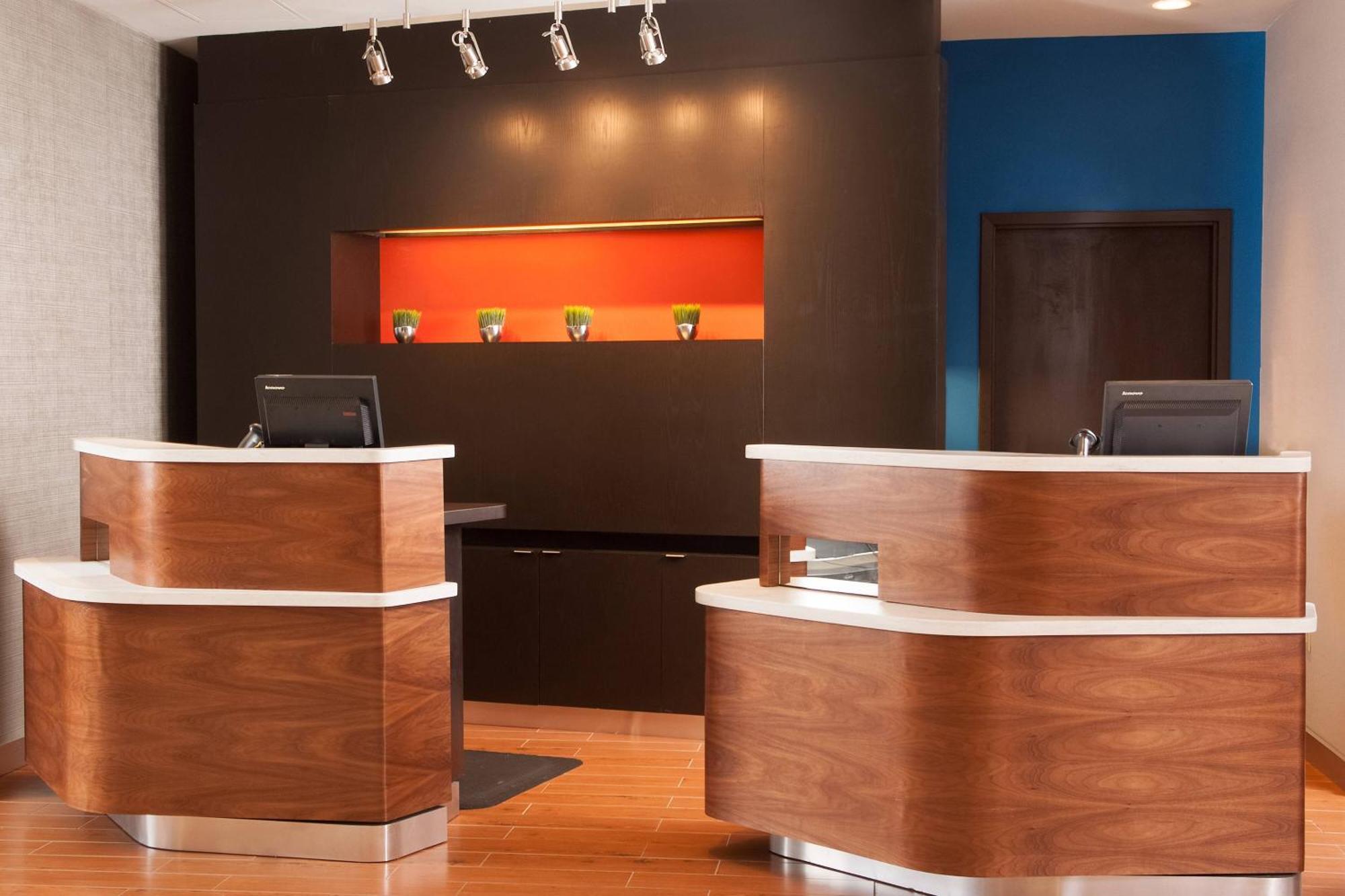 Courtyard By Marriott Charlotte Gastonia Hotel Exterior foto