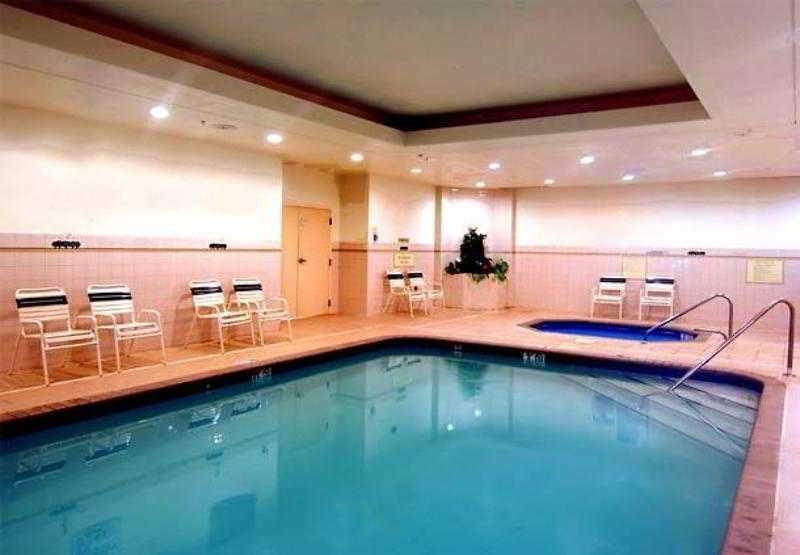 Courtyard By Marriott Charlotte Gastonia Hotel Instalações foto